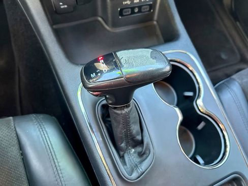 Used 2018 Dodge Durango GT w/ Premium Group image 18