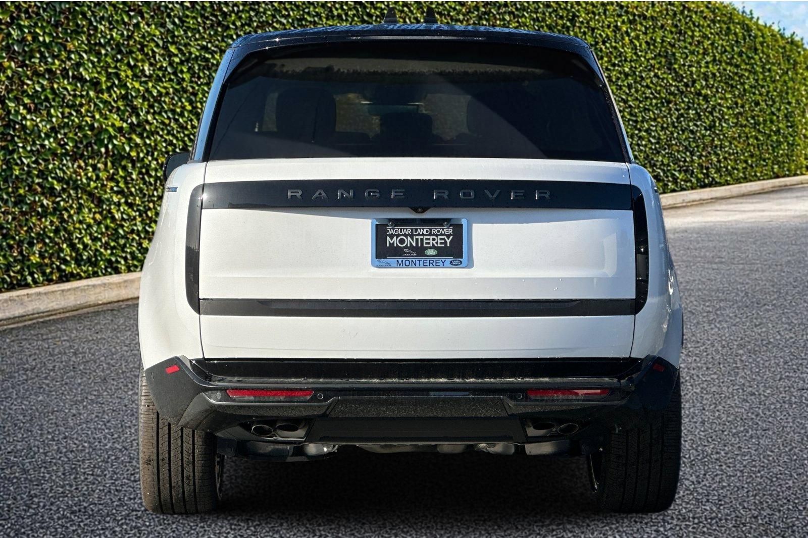 New 2026 Land Rover Range Rover Long Wheelbase SE AWD/4WD image 5