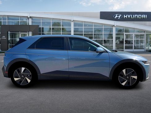 New 2026 Hyundai Ioniq 5 SEL AWD/4WD image 9