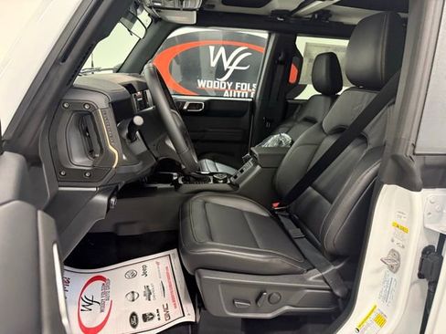 New 2025 Ford Bronco Badlands image 11