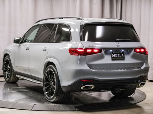 New 2025 Mercedes-Benz GLS 580 GLS 580 image 2