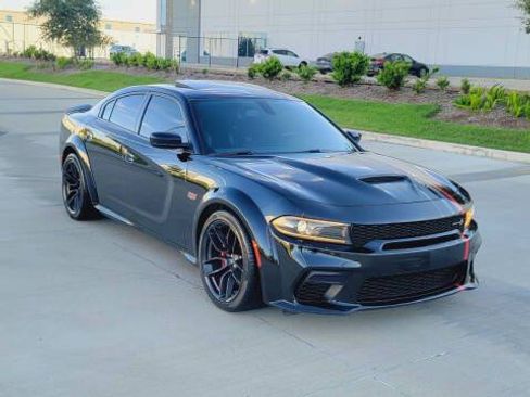 Used 2022 Dodge Charger Scat Pack RWD image 3