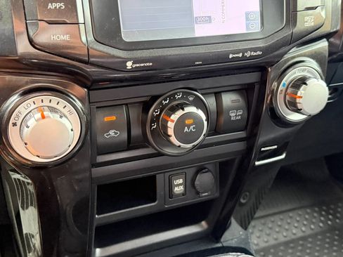 Used 2019 Toyota 4Runner TRD Off-Road Premium AWD/4WD image 29