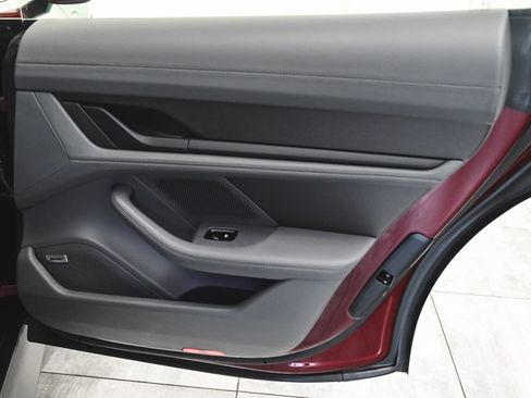 Used 2021 Porsche Taycan RWD image 13