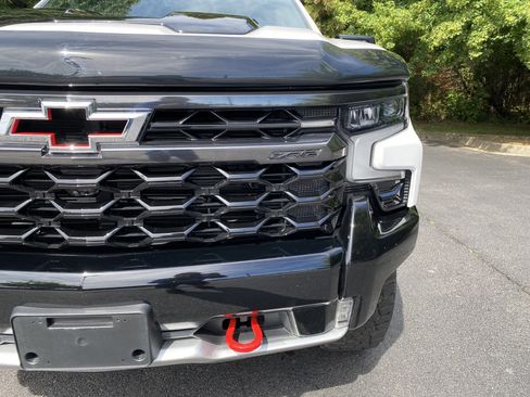Used 2024 Chevrolet Silverado 1500 ZR2 w/ Technology Package AWD/4WD image 14