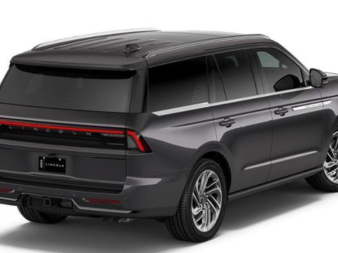 New 2026 Lincoln Navigator Reserve image 3
