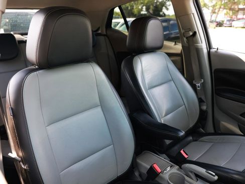 Used 2013 Buick Encore Leather FWD image 16