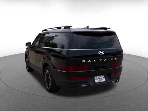 Used 2025 Hyundai Santa Fe SEL AWD/4WD image 9
