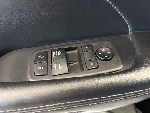 Used 2022 Dodge Challenger R/T w/ Plus Package image 14