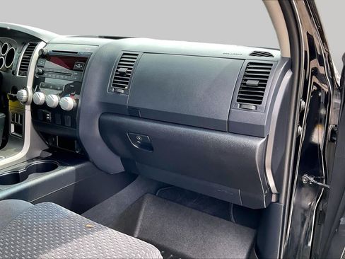 Used 2013 Toyota Tundra 2WD CrewMax w/ SR5 Pkg image 19