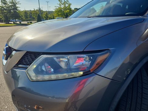 Used 2016 Nissan Rogue S AWD/4WD image 30