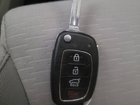 Used 2019 Hyundai Tucson SE AWD/4WD image 32