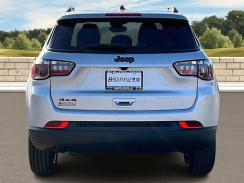 New 2026 Jeep Compass Latitude image 4