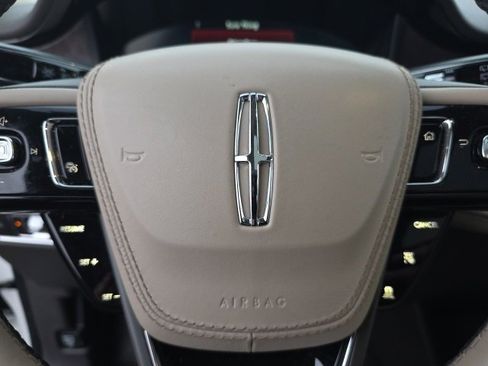 Used 2022 Lincoln Aviator Reserve w/ Equipment Group 201A image 12