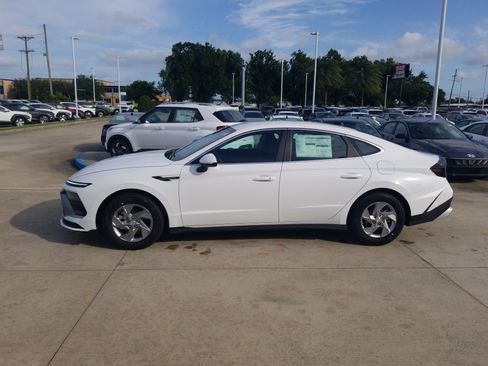 New 2026 Hyundai Sonata SE FWD image 4