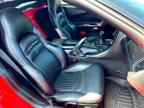 Used 2002 Chevrolet Corvette Convertible w/ Preferred Equipment Group2 image 20