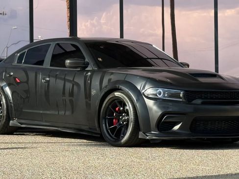 Used 2022 Dodge Charger SRT Hellcat RWD image 17
