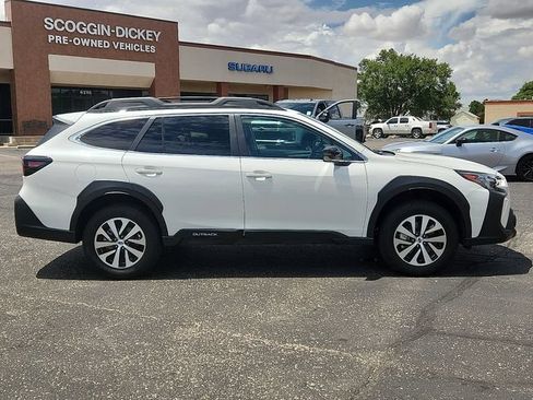 Used 2025 Subaru Outback Premium AWD/4WD image 5