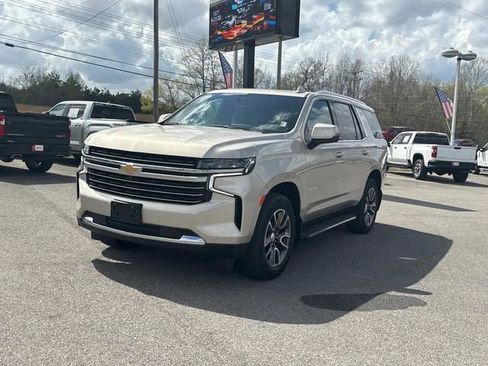 Certified 2022 Chevrolet Tahoe LT w/ LT Signature Plus Package AWD/4WD image 9