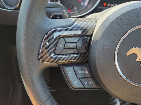 Used 2019 Ford Mustang Coupe w/ Equipment Group 101A RWD image 18