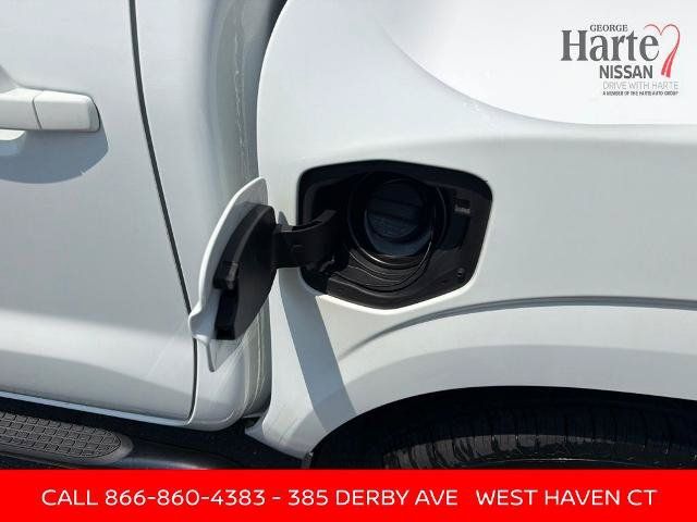 Certified 2024 Nissan Frontier SV w/ Tow Package AWD/4WD image 23