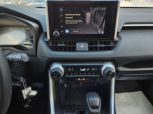 Used 2023 Toyota RAV4 LE image 15