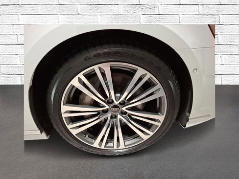 Used 2022 Audi A8 L 3.0T w/ Executive Package image 8