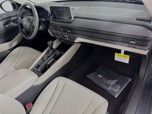 New 2025 Honda Accord SE image 35