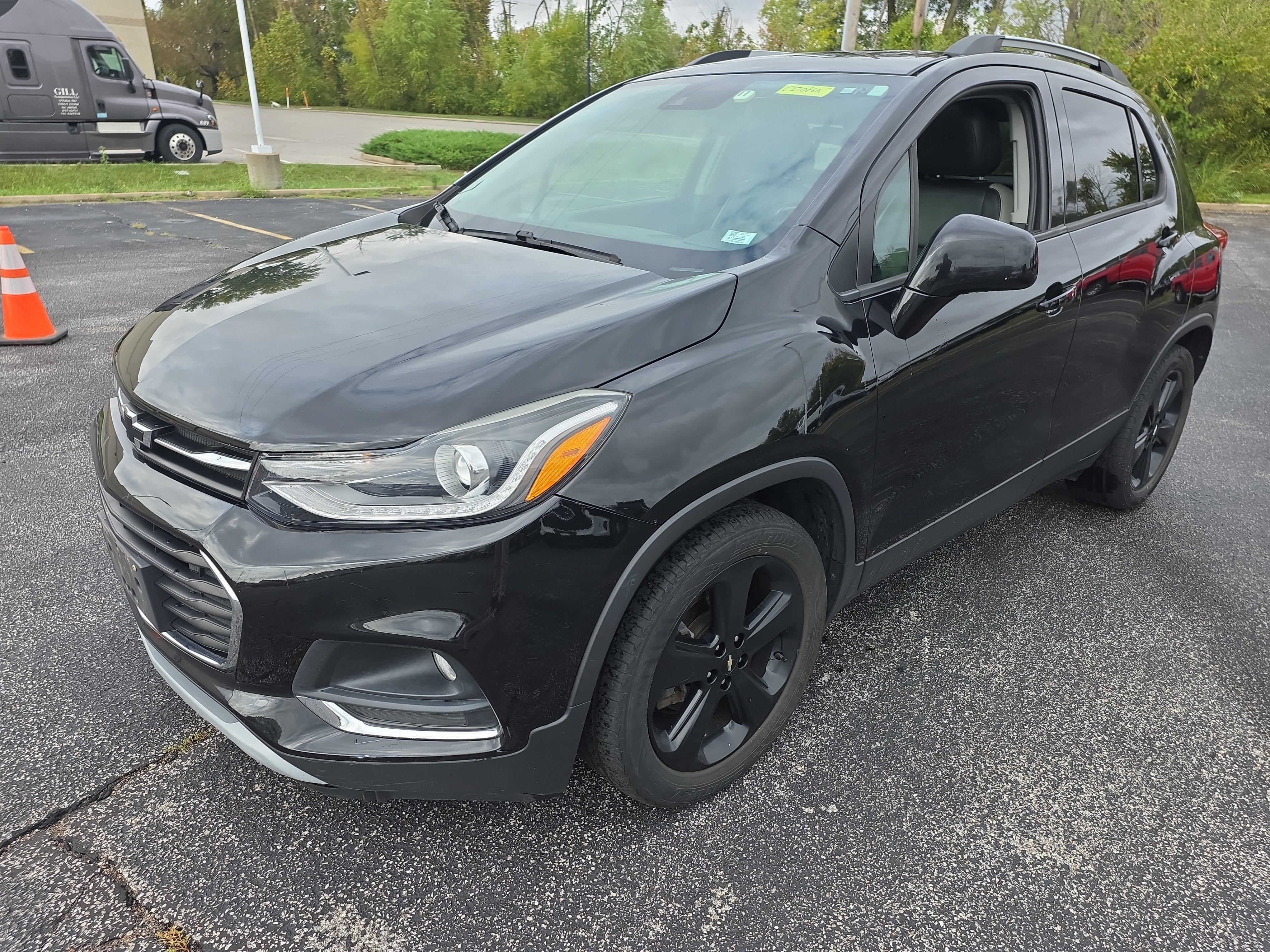 Used 2018 Chevrolet Trax Premier w/ Midnight Edition FWD image 7