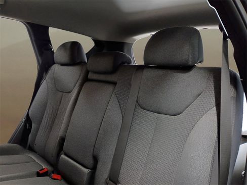 Used 2023 Hyundai Santa Fe SE image 19