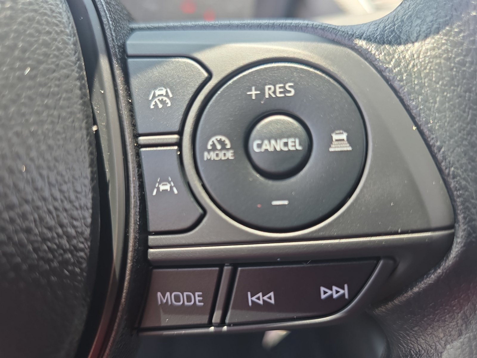 Certified 2025 Toyota Corolla LE FWD image 17