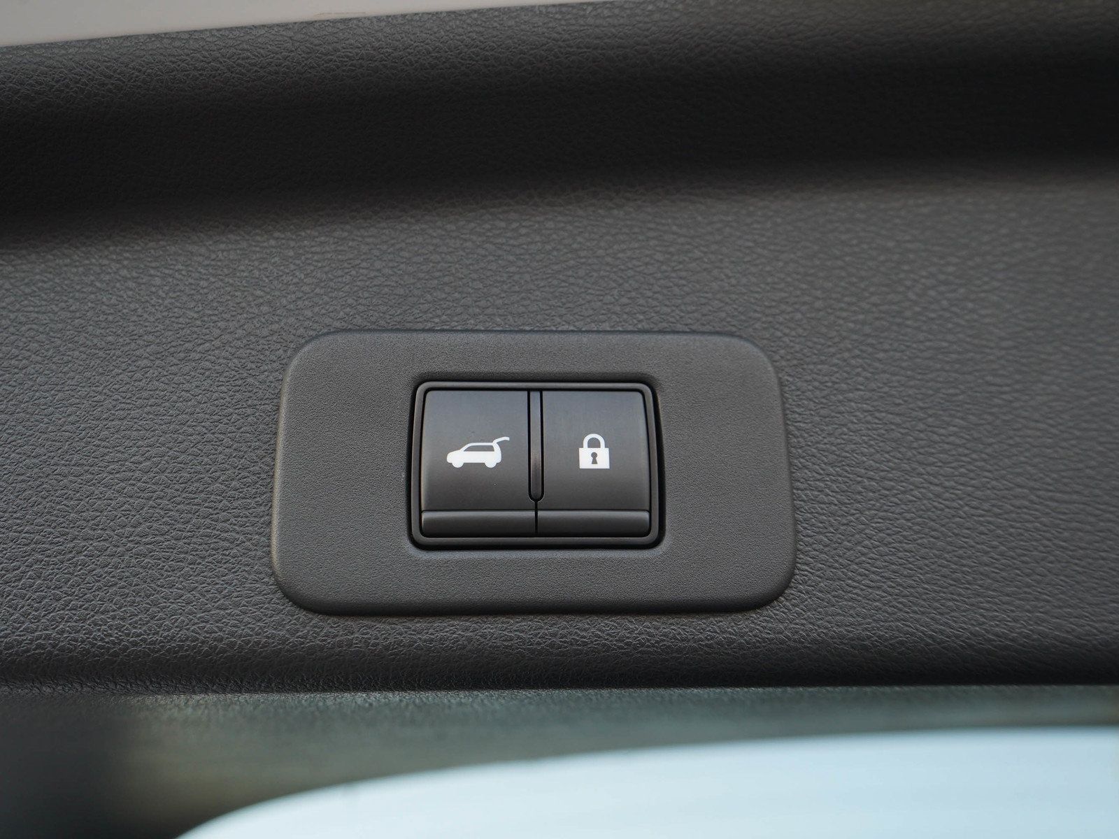 Used 2025 Nissan Murano SL AWD/4WD image 14