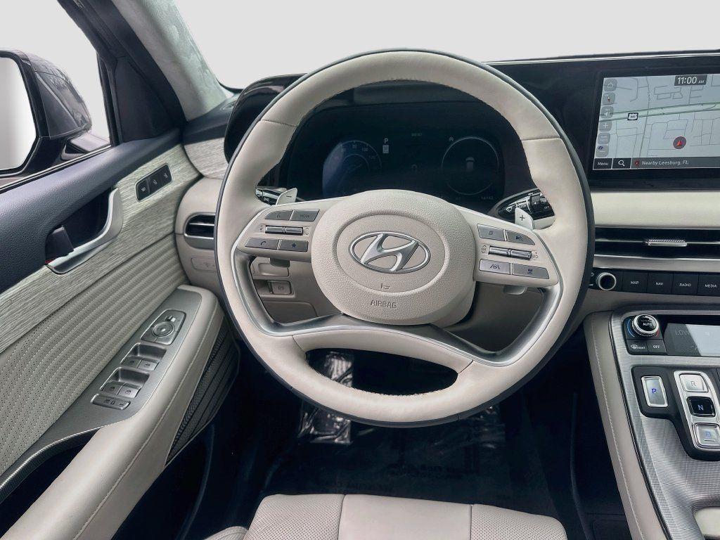 Used 2025 Hyundai Palisade Calligraphy FWD image 24
