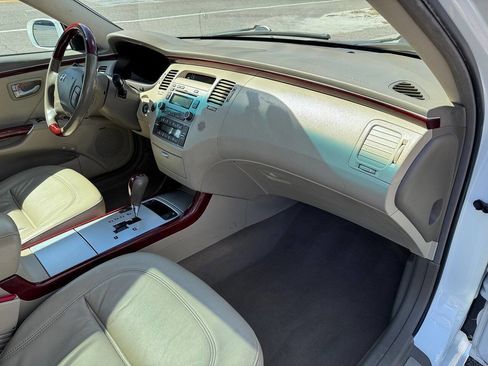 Used 2008 Hyundai Azera Limited image 18
