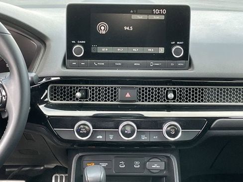 Used 2025 Honda Civic Sport image 16