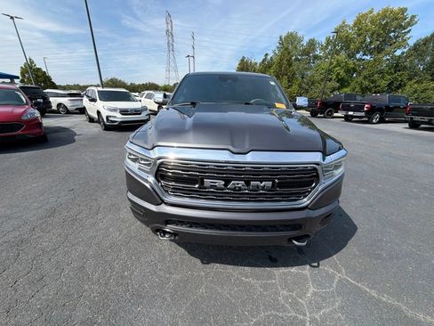 Used 2019 RAM 1500 Limited w/ Advanced Safety Group AWD/4WD image 17