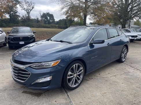 Used 2024 Chevrolet Malibu LT image 1