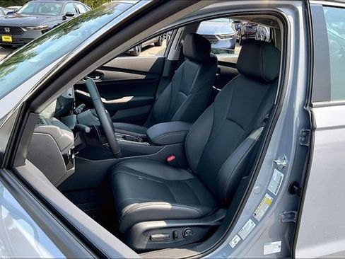 New 2025 Honda Accord EX-L image 9