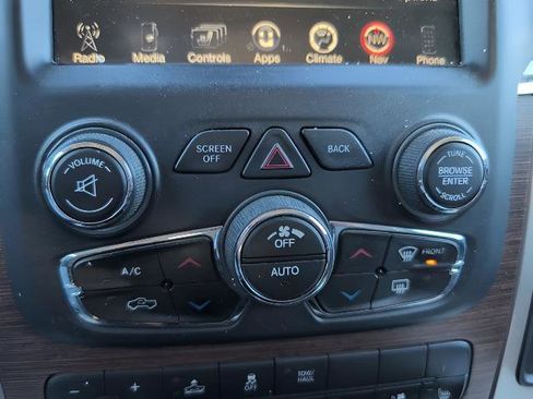 Used 2015 RAM 1500 Laramie w/ Convenience Group image 13