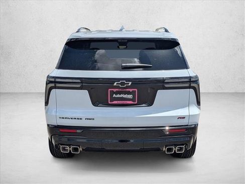 New 2026 Chevrolet Traverse RS w/ LPO, Floor Liner Package AWD/4WD image 6