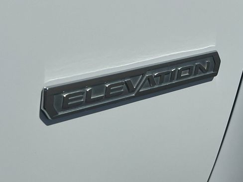 Used 2022 GMC Canyon Elevation RWD image 36