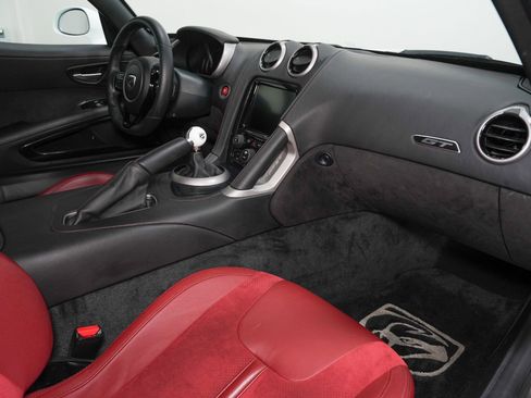 Used 2016 Dodge Viper w/ Quick Order Package 22J GT image 30