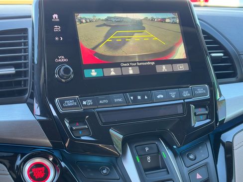 Used 2023 Honda Odyssey Touring image 25