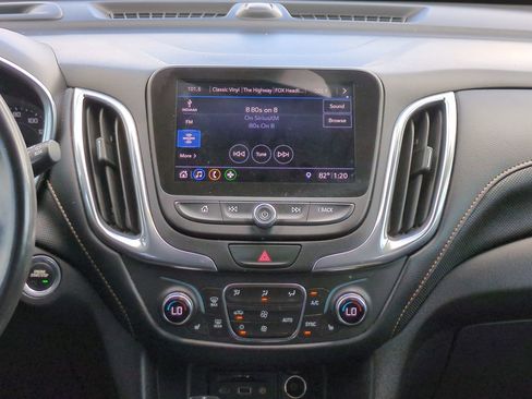 Used 2021 Chevrolet Equinox Premier image 18