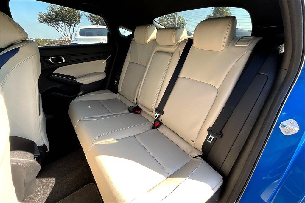Used 2026 Acura Integra A-Spec w/ Technology Package FWD image 6