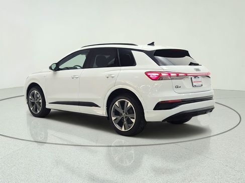Used 2023 Audi Q4 e-tron Premium Plus w/ Premium Plus AWD/4WD image 7
