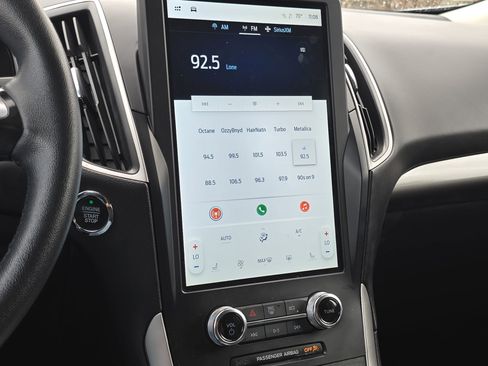 Certified 2024 Ford Edge SEL image 16