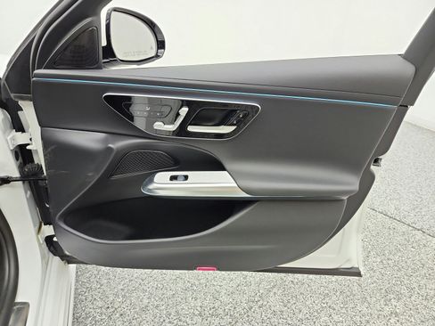 Certified 2024 Mercedes-Benz E 350 4MATIC Sedan image 20