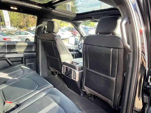 Used 2019 Ford F150 Platinum w/ Equipment Group 701A Luxury AWD/4WD image 18