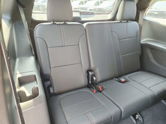 Certified 2023 Chevrolet Traverse RS AWD/4WD image 15